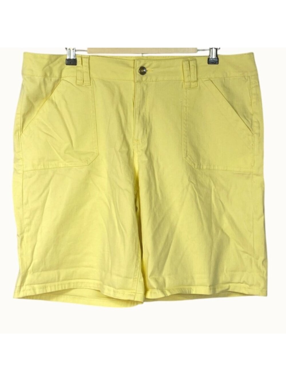 Hannah Butter Yellow Mid Rise Casual Carpenter Shorts Women's Plus Size 16